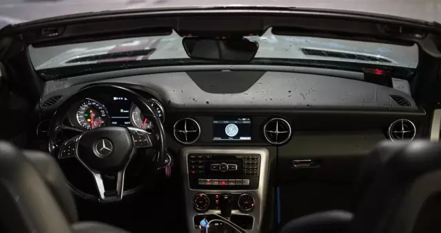 MERCEDES-BENZ SLK 250 CGI