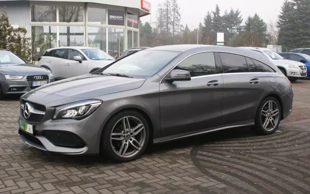 MERCEDES-BENZ CLA 