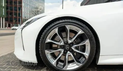 LEXUS LC 