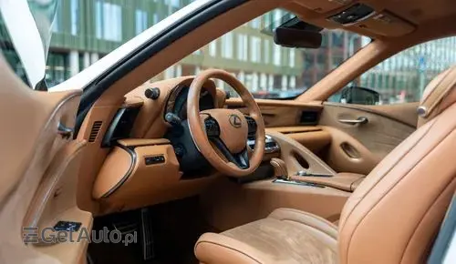 LEXUS LC 