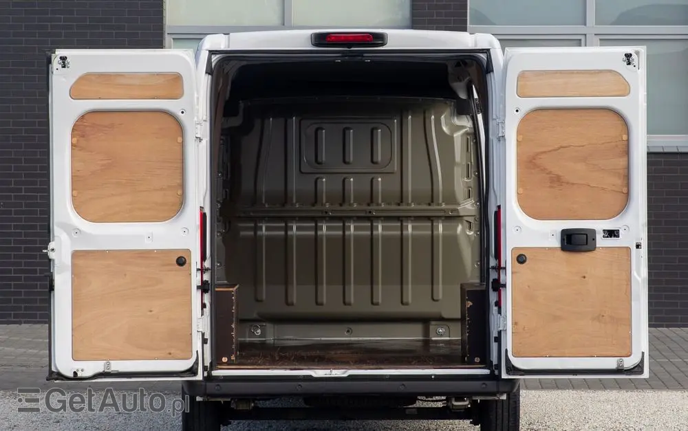 PEUGEOT Boxer L3H2 140KM Furgon 2.2 BlueHDI 