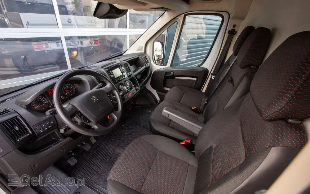 PEUGEOT Boxer L3H2 140KM Furgon 2.2 BlueHDI 