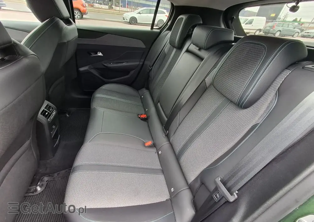 PEUGEOT 308 1.2 PureTech Allure S&S EAT8