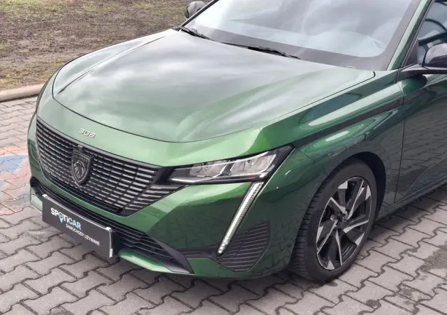 PEUGEOT 308 1.2 PureTech Allure S&S EAT8