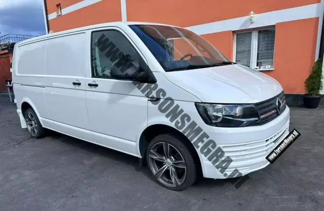 VOLKSWAGEN TRANSPORTER 
