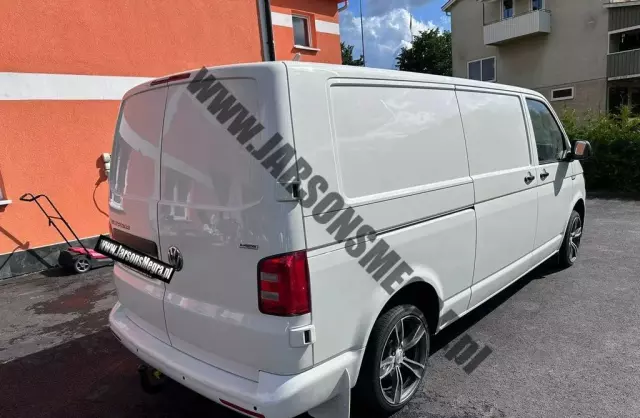 VOLKSWAGEN TRANSPORTER 