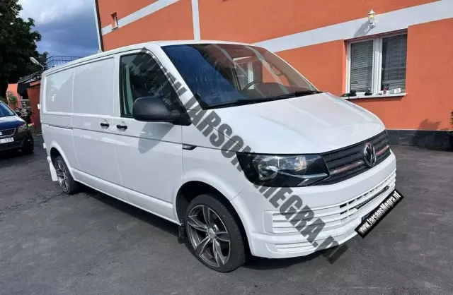 VOLKSWAGEN TRANSPORTER 