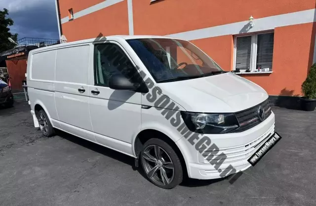 VOLKSWAGEN TRANSPORTER 