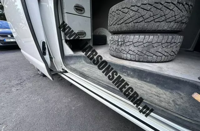 VOLKSWAGEN TRANSPORTER 