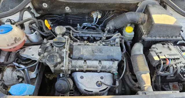 VOLKSWAGEN Polo 1.2 Comfortline