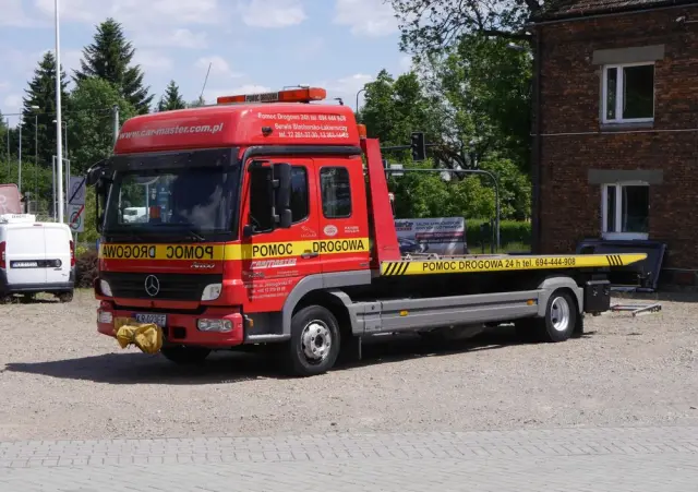 MERCEDES-BENZ ATEGO 1218 