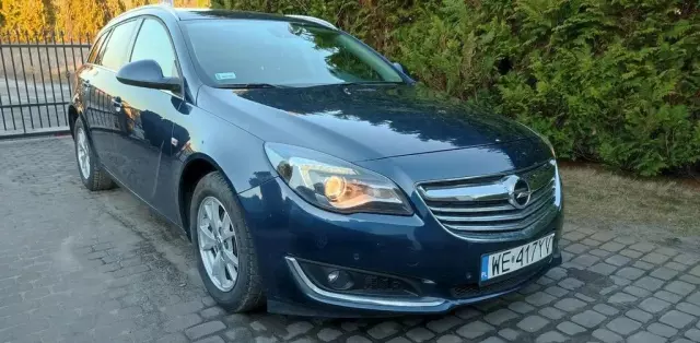 OPEL Insignia 