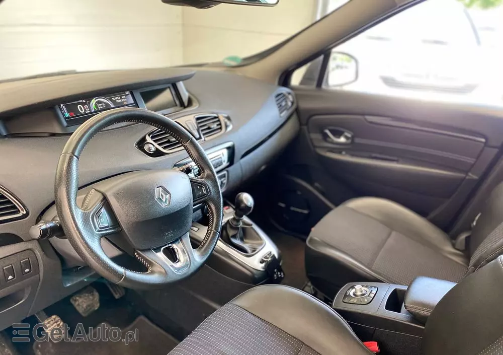 RENAULT Grand Scenic Gr 1.2 TCe Energy Bose EU6