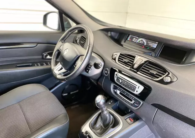 RENAULT Grand Scenic Gr 1.2 TCe Energy Bose EU6