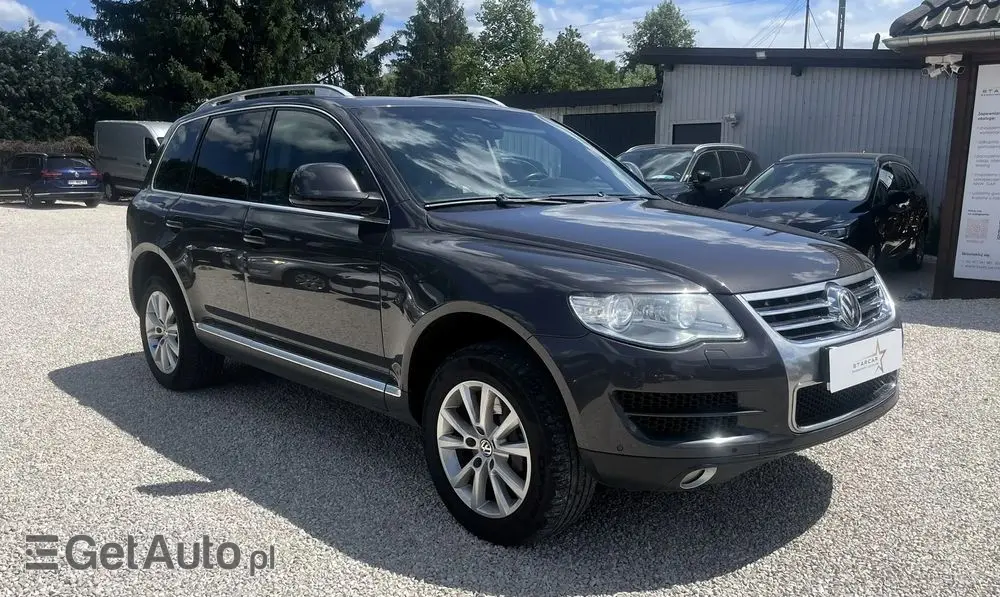 VOLKSWAGEN Touareg 4.2 V8 Automatik Individual