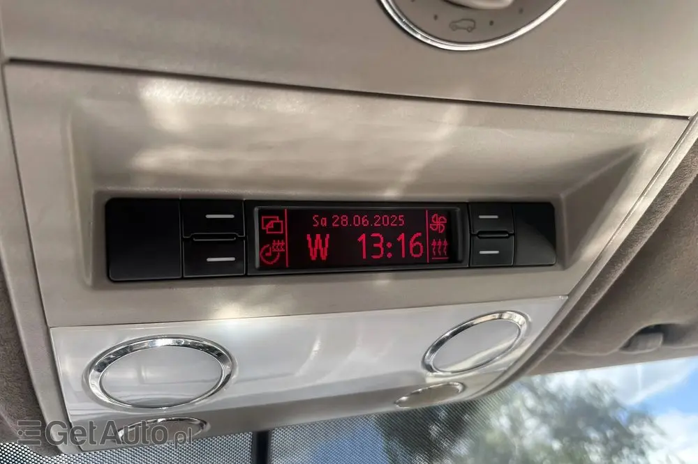 VOLKSWAGEN Touareg 4.2 V8 Automatik Individual