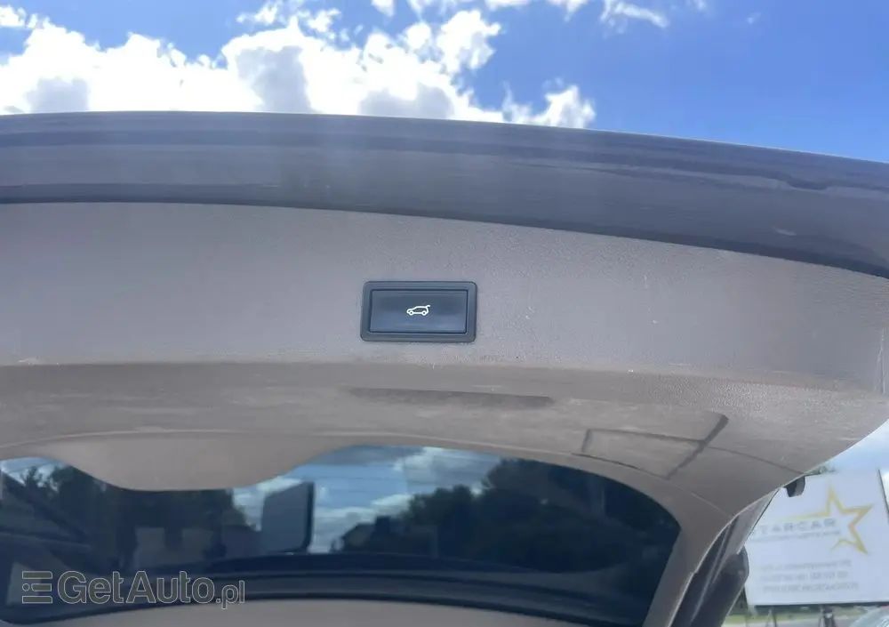 VOLKSWAGEN Touareg 4.2 V8 Automatik Individual