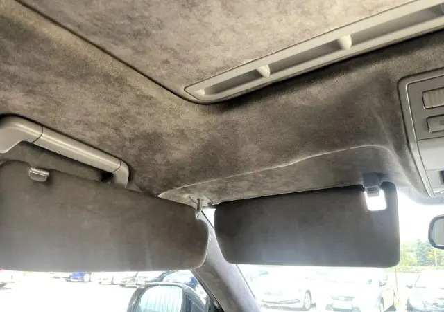 VOLKSWAGEN Touareg 4.2 V8 Automatik Individual