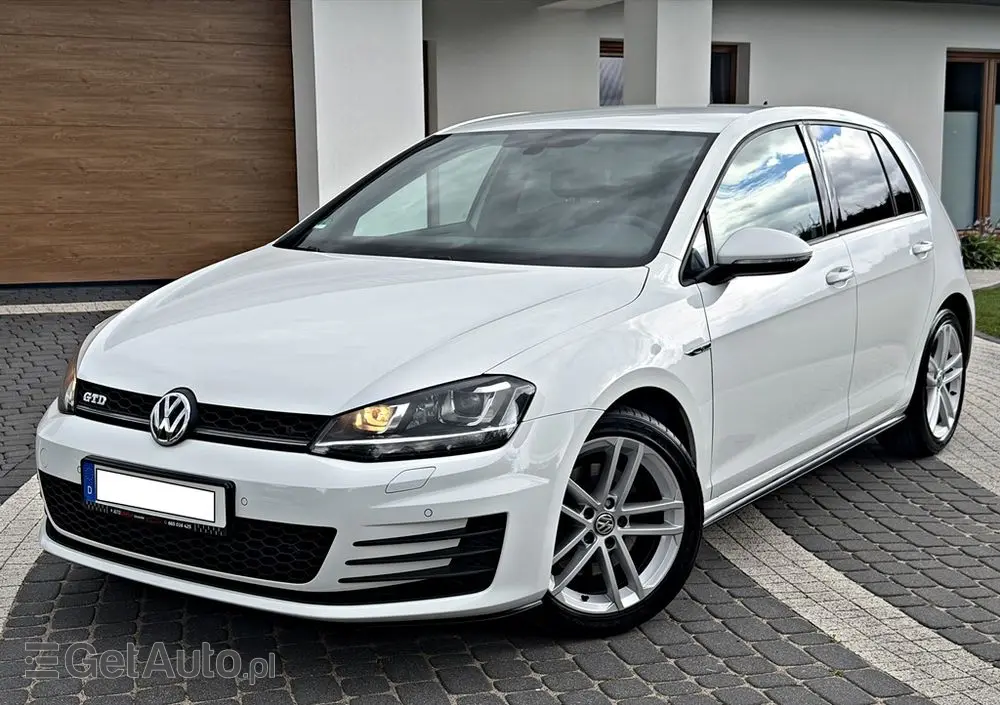 VOLKSWAGEN Golf GTD (BlueMotion Technology)