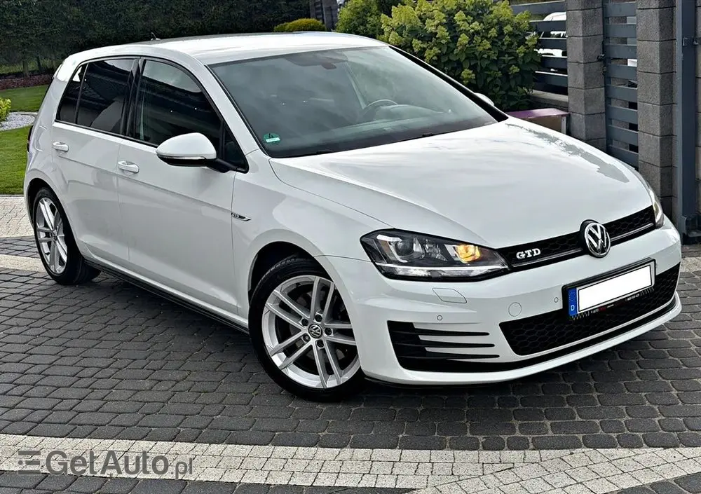 VOLKSWAGEN Golf GTD (BlueMotion Technology)