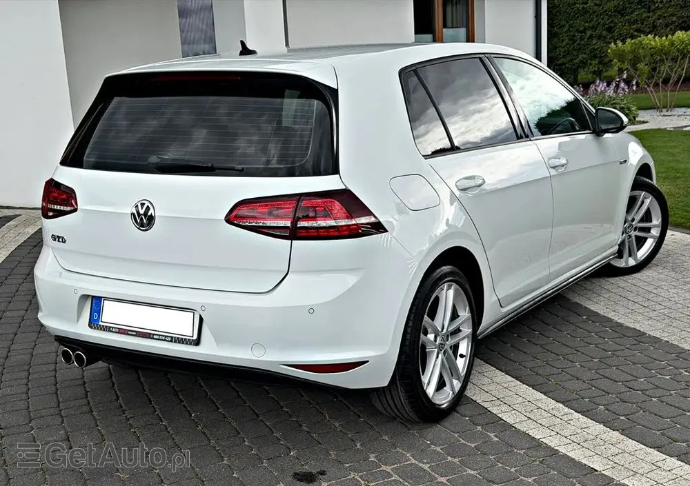 VOLKSWAGEN Golf GTD (BlueMotion Technology)