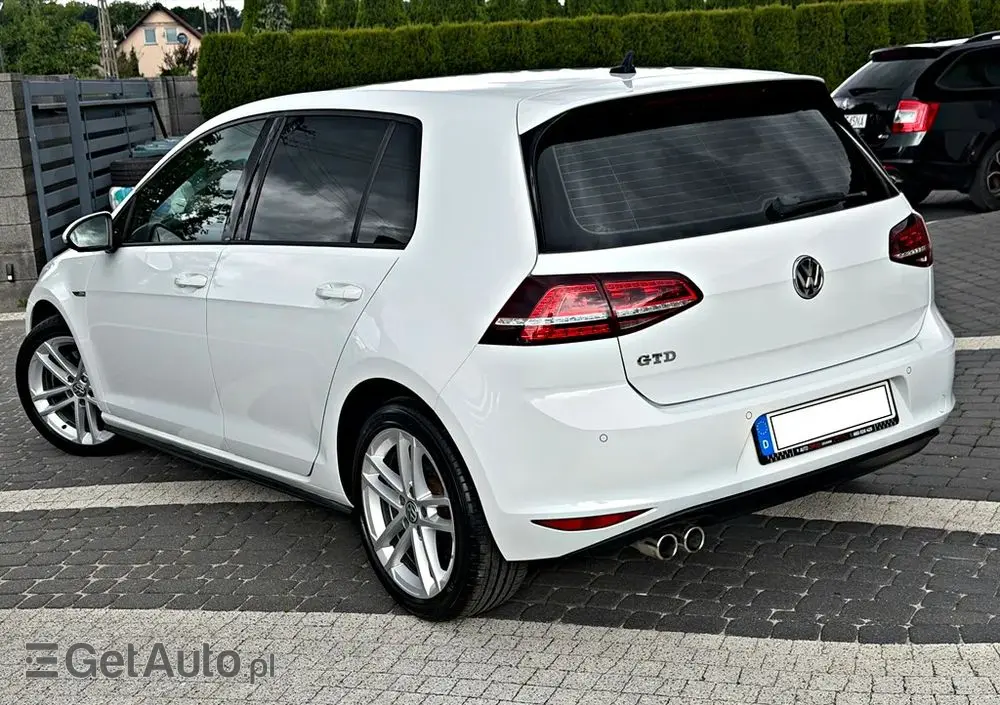 VOLKSWAGEN Golf GTD (BlueMotion Technology)