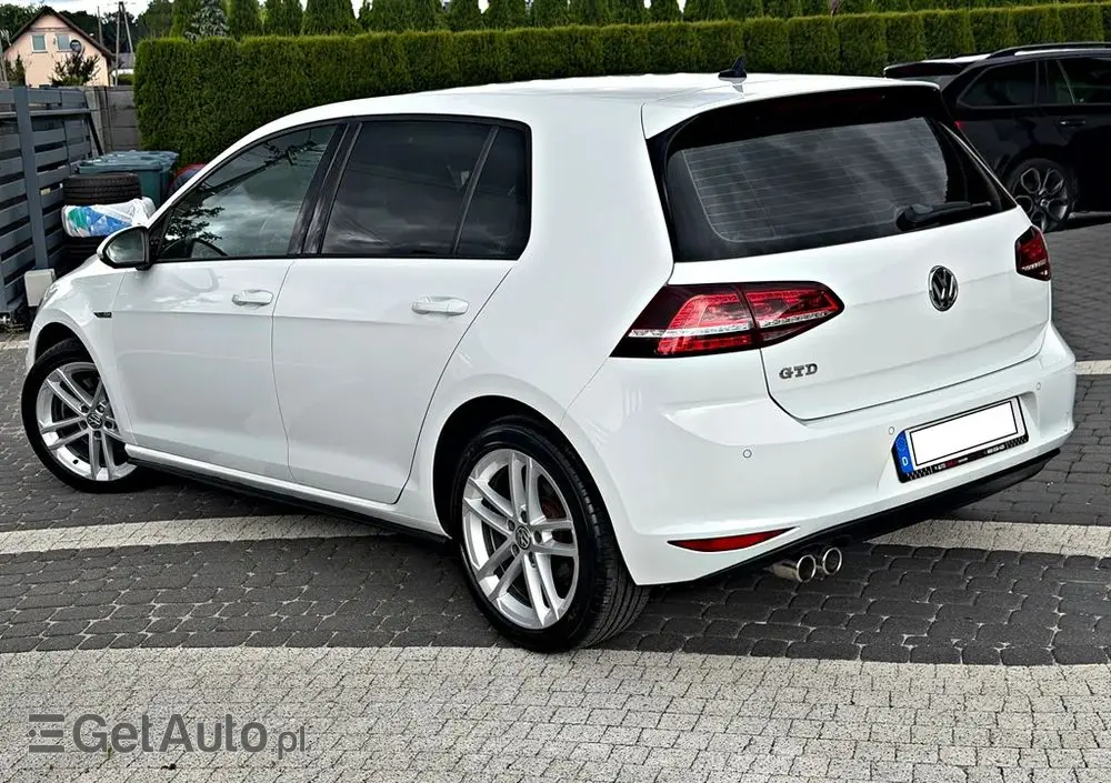 VOLKSWAGEN Golf GTD (BlueMotion Technology)