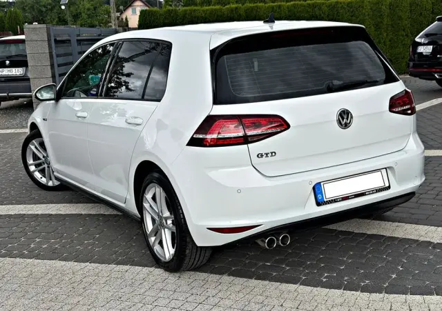 VOLKSWAGEN Golf GTD (BlueMotion Technology)