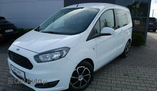 FORD Tourneo Courier 