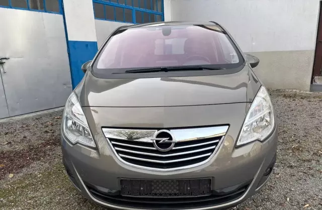 OPEL Meriva 