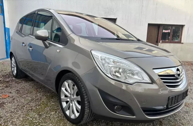 OPEL Meriva 