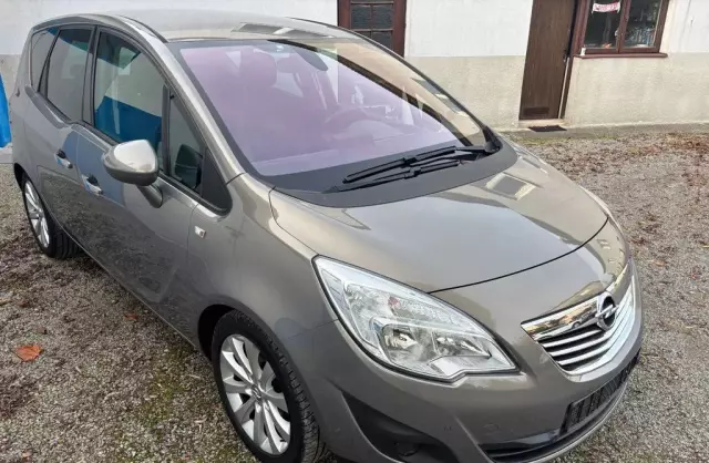 OPEL Meriva 