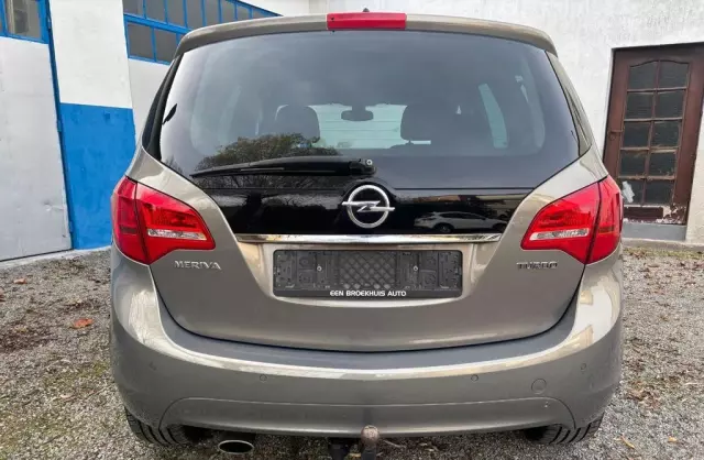 OPEL Meriva 