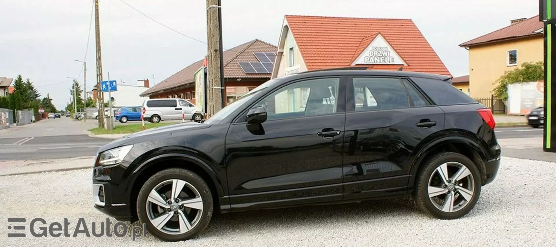 AUDI Q2 