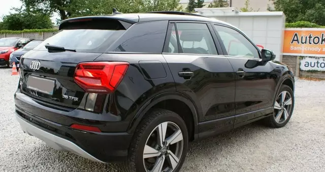 AUDI Q2 