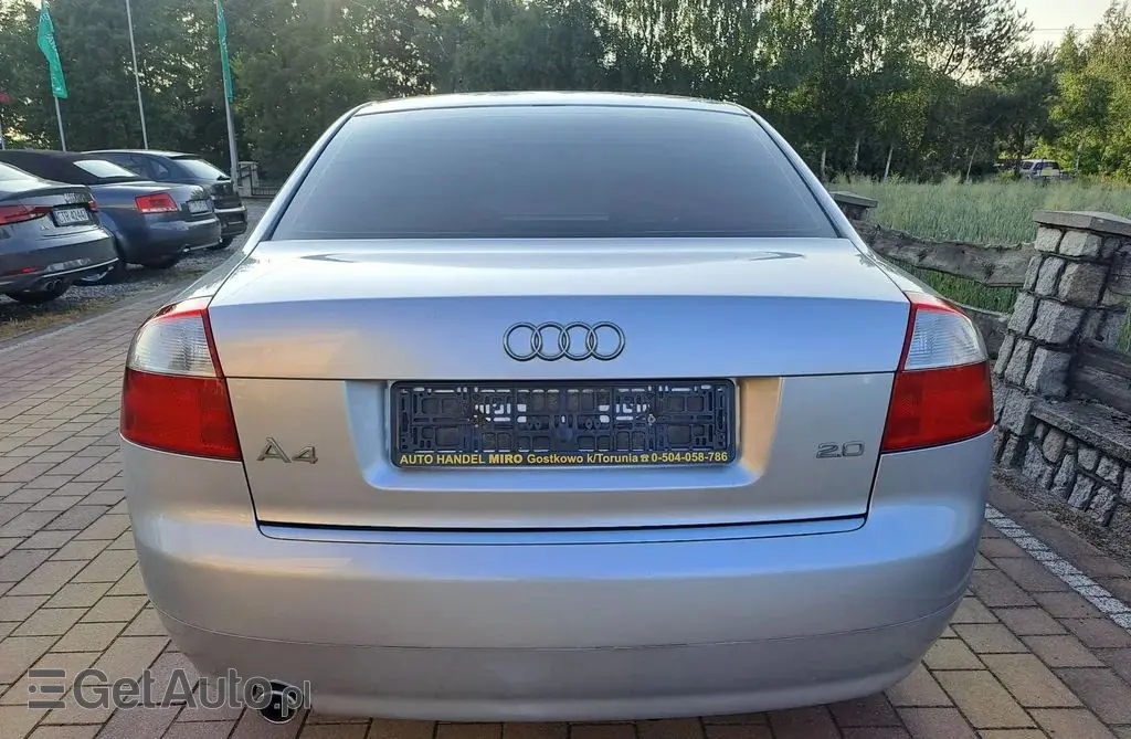 AUDI A4 