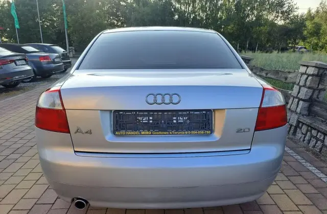 AUDI A4 