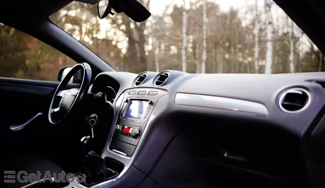 FORD Mondeo 1.6 16V (120 KM) Duratec