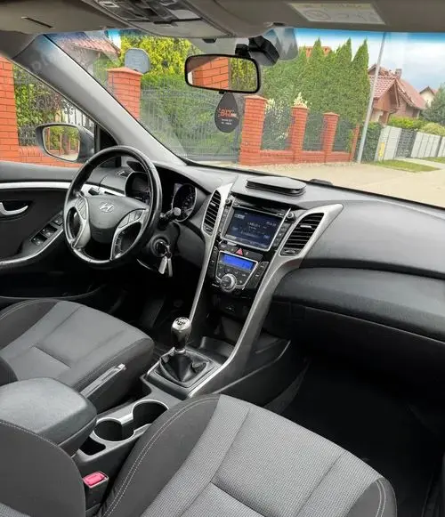 HYUNDAI I30 