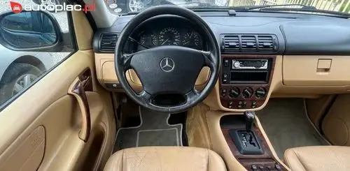 MERCEDES-BENZ ML 