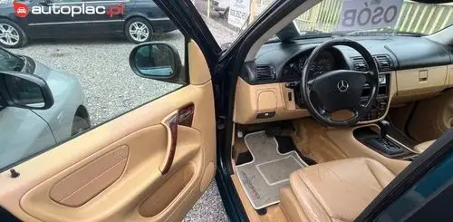 MERCEDES-BENZ ML 