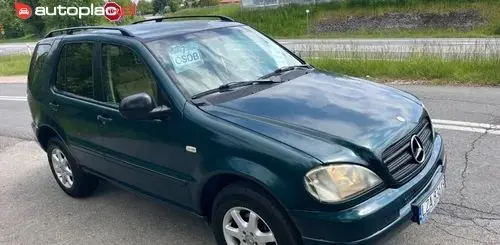 MERCEDES-BENZ ML 