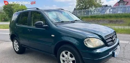 MERCEDES-BENZ ML 
