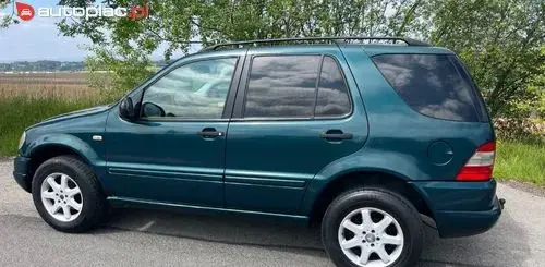 MERCEDES-BENZ ML 