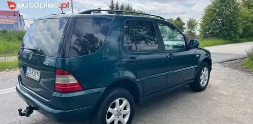 MERCEDES-BENZ ML 