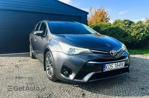 TOYOTA Avensis 
