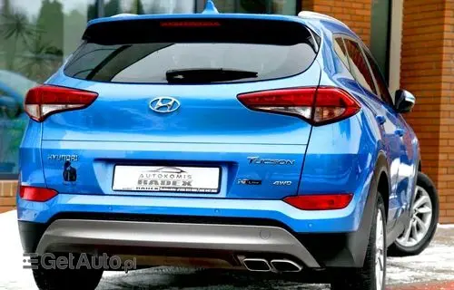 HYUNDAI Tucson 