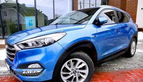 HYUNDAI Tucson 