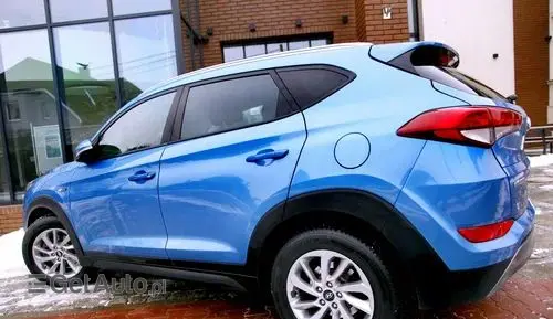 HYUNDAI Tucson 