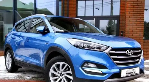 HYUNDAI Tucson 